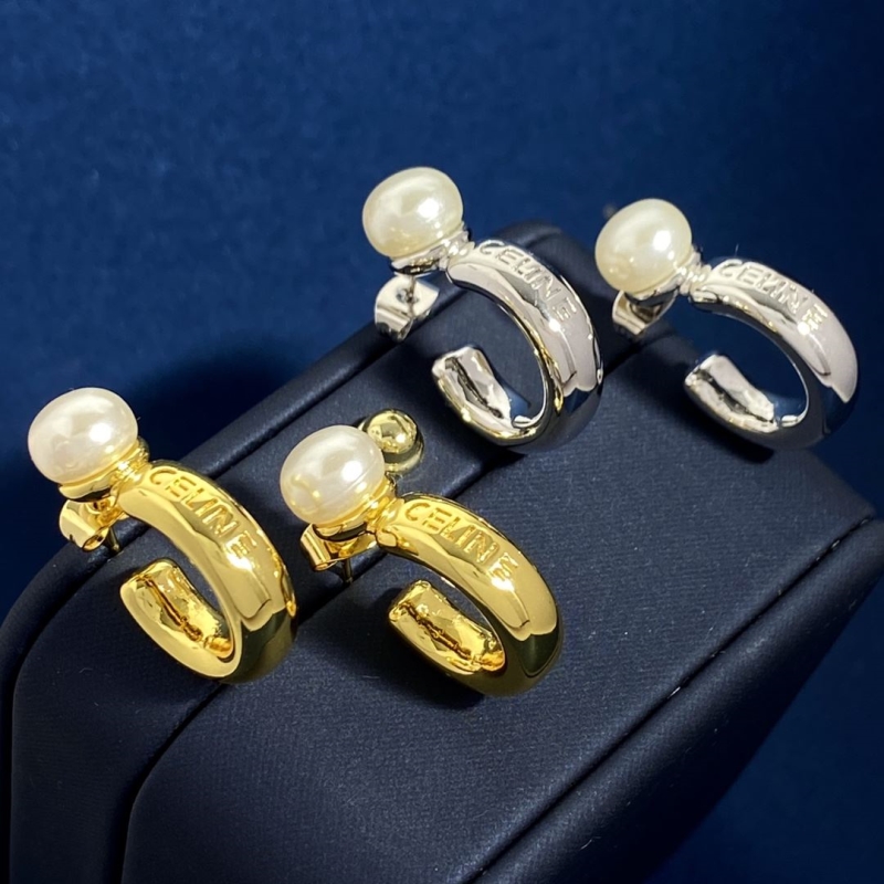 Ce**e earrings